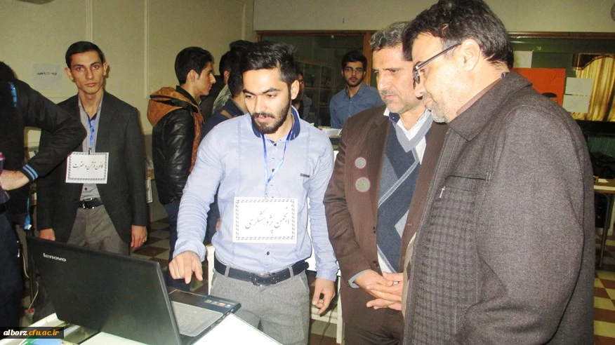 برگزاری نمایشگاه آثار و فعالیت های کانون ها و انجمن های علمی  در پردیس حکیم فردوسی
 9