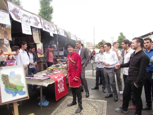 حضور دکتر پرویز کردوانی استاد برتر، چهره ماندگار در رشته جغرافیا و پدر کویرشناسی ایران در نشست تخصصی با عنوان نقش آموزش در حل چالش­های زیست محیطی ایران (بحران آب) با همت انجمن علمی جغرافی در پردیس حکیم فردوسی
 4