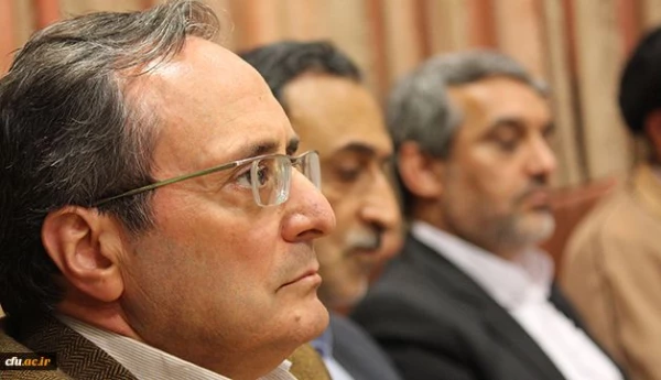 وزیر آموزش و پرورش در دیدار نورورزی با همکاران دانشگاه فرهنگیان عنوان کرد:
نقش دانشگاه فرهنگیان در تولید و اشتغال، تربیت معلمانی با وظیفه پرورش شایستگی در نسل آینده است 5