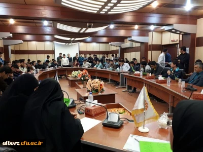 برگزاری چهارمین نشست کتاب خوان در پردیس حکیم فردوسی