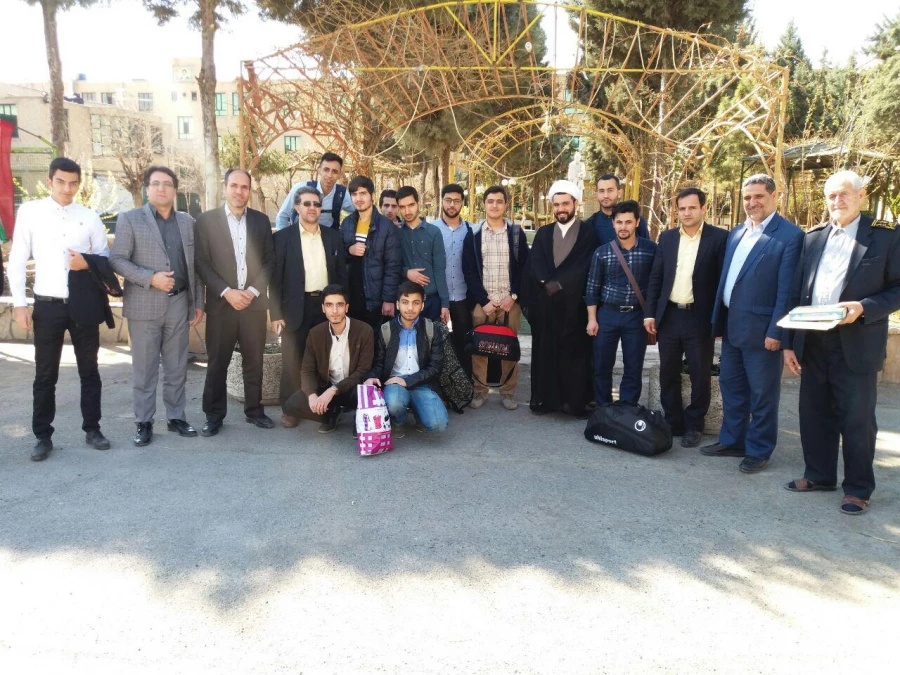 شرکت دانشجو معلمان پردیس حکیم فردوسی در اردوی راهیان نور
 3