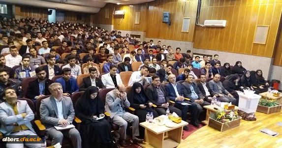 حضور صمیمی دکتر خنیفر سرپرست محترم دانشگاه فرهنگیان در پردیس حکیم فردوسی البرز
 5