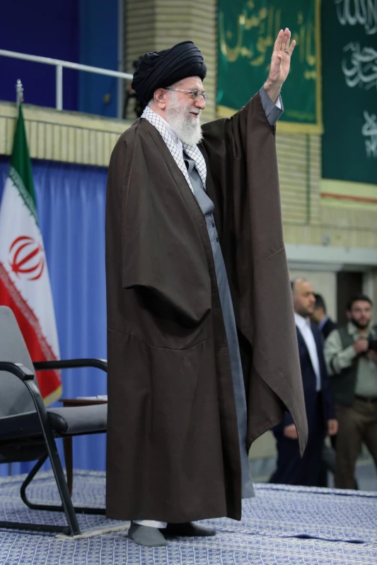 متن کامل سخنان رهبر معظم انقلاب اسلامی در پردیس نسیبه دانشگاه فرهنگیان:

دانشگاه فرهنگیان؛ مرکز ثقل اصلی نظام آموزش و پرورش کشور 6