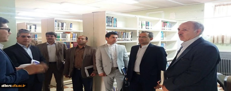 دکتر علی باقرطاهری نیا معاون پژوهشی و فناوری دانشگاه فرهنگیان در مدیریت پردیس های استان البرز

 دانشگاه فرهنگیان سرچشمه آب زلال به رودخانه تعلیم و تربیت است. 18