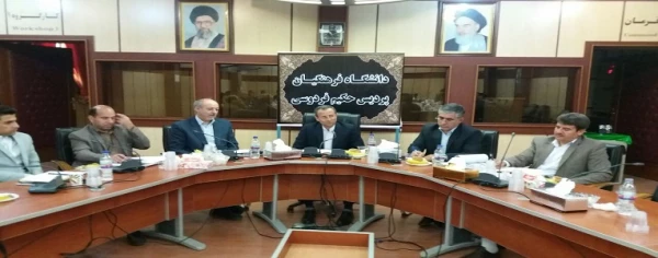 دکتر علی باقرطاهری نیا معاون پژوهشی و فناوری دانشگاه فرهنگیان در مدیریت پردیس های استان البرز

 دانشگاه فرهنگیان سرچشمه آب زلال به رودخانه تعلیم و تربیت است. 12