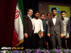 موفقیت دانشجو معلمان پردیس در بیست و هشتمین جشنواره فرهنگی، اجتماعی دانشگاه فرهنگیان

 4