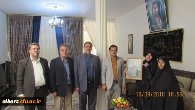 دیدار مسئولین پردیس حکیم فردوسی با خانواده های معظم شهداء