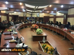 اولین نشست علمی ـ تخصصی گفتمان کیفیت با موضوع دانشجوپروری و تربیت اخلاقی 

 3