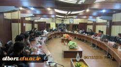 برگزاری همایش روشهای انتقال و پیشگیری بیماری ایدز
 3