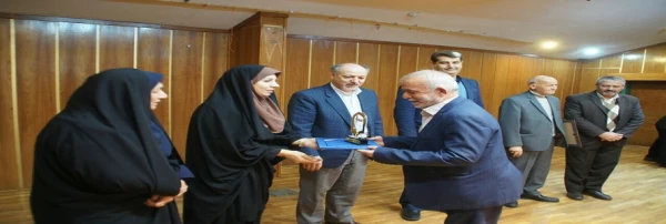 برگزاری مراسم هفته پژوهش و گرامی داشت یکصدمین سال تربیت معلم
 6