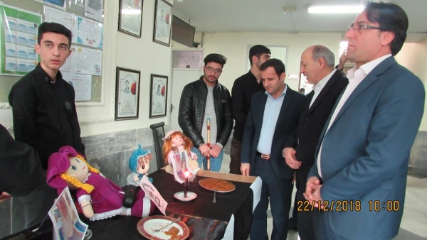 برگزاری مراسم سوگواری مدرسه اسوه حسنه سیستان در پردیس حکیم فردوسی
 3