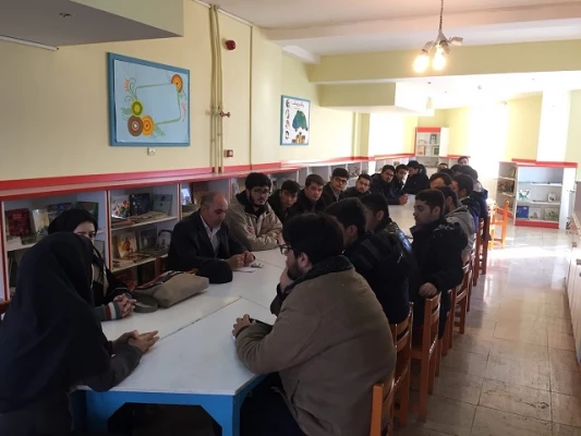 برگزاری اردوی علمی، آموزشی دانشجو معلمان رشته علوم تربیتی پردیس حکیم فردوسی

 4