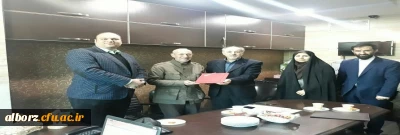 انعقاد قرارداد با خیرین برای اقدام عمرانی در پردیس امیرکبیر