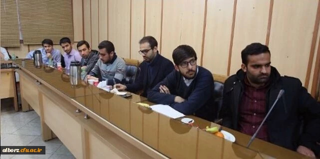 حضور مسئول بسیج دانشجویی پردیس حکیم فردوسی البرز در نشست صمیمی با جناب آقای دکتر بطحایی وزیر محترم آموزش و پرورش

 2