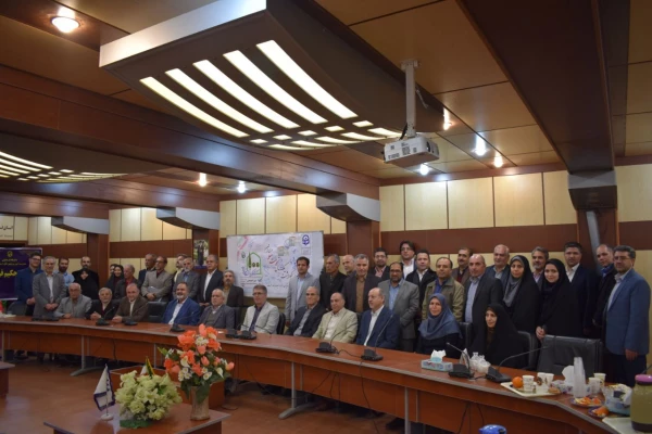 رونمایی تمبر نکوداشت یکصدمین سال تربیت معلم در ایران
 8