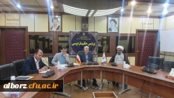 جلسه کمیته فرهنگی با موضوع نحوه امداد رسانی به سیل زدگان در پردیس حکیم فردوسی البرز برگزار گردید
 3