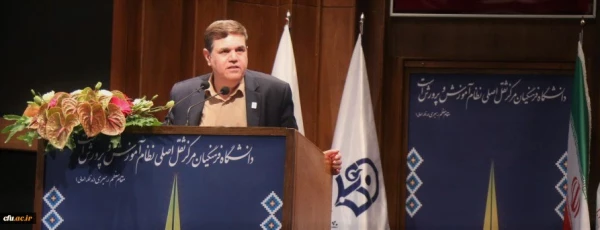 رییس دانشگاه فرهنگیان در نکوداشت یکصد سالگی تربیت معلم:


نکوداشت تربیت معلم تکریم آموزش و پرورش است 2