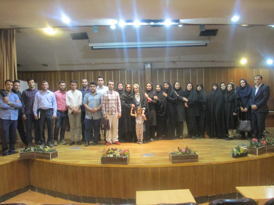 برگزاری  کارگاه های حضوری پودمان فرهنگی
 10