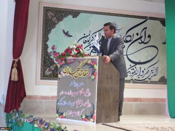 برگزاری مراسم استقبال از نو دانشجو معلمان در پردیس امیرکبیر
 3