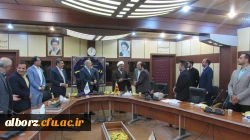 تکریم، تودیع و معارفه بازنشستگان و همکاران جدید الورود پردیس حکیم فردوسی ، مدیریت استانی  و دفترنهاد نمایندگی مقام معظم رهبری(مدظله)

 8