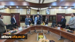 تکریم، تودیع و معارفه بازنشستگان و همکاران جدید الورود پردیس حکیم فردوسی ، مدیریت استانی  و دفترنهاد نمایندگی مقام معظم رهبری(مدظله)

 10