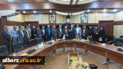 تکریم، تودیع و معارفه بازنشستگان و همکاران جدید الورود پردیس حکیم فردوسی ، مدیریت استانی  و دفترنهاد نمایندگی مقام معظم رهبری(مدظله)

 15