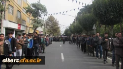 مراسم عزاداری دانشگاه ­های استان البرز با حضور دانشجویان و مسئولین پردیس حکیم فردوسی البرز برگزار گردید.

 4