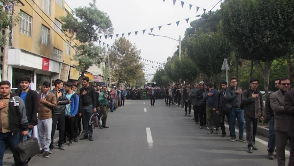 مراسم عزاداری دانشگاه ­های استان البرز با حضور دانشجویان و مسئولین پردیس حکیم فردوسی البرز برگزار گردید.

 4