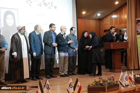 برگزاری مراسم گرامیداشت هفته پژوهش
 9