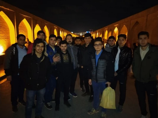 اردوی فرهنگی، دانشجویی را به مقصد استان اصفهان
 5