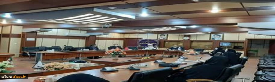 برگزاری اولین جلسه ی گروه معارف و تربیت اسلامی
 2