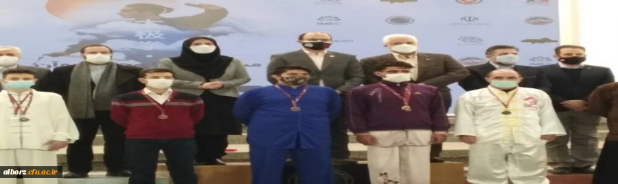 کسب مقام کشوری توسط جناب آقای رحیم حمیدی پور
 2