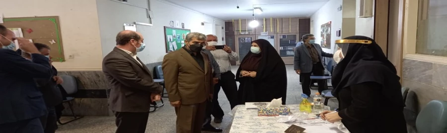 بازدید دکتر قاسمی، مدیرکل آموزش و پرورش استان البرز، از روند مصاحبه پذیرفته شدگان آزمون سراسری  4