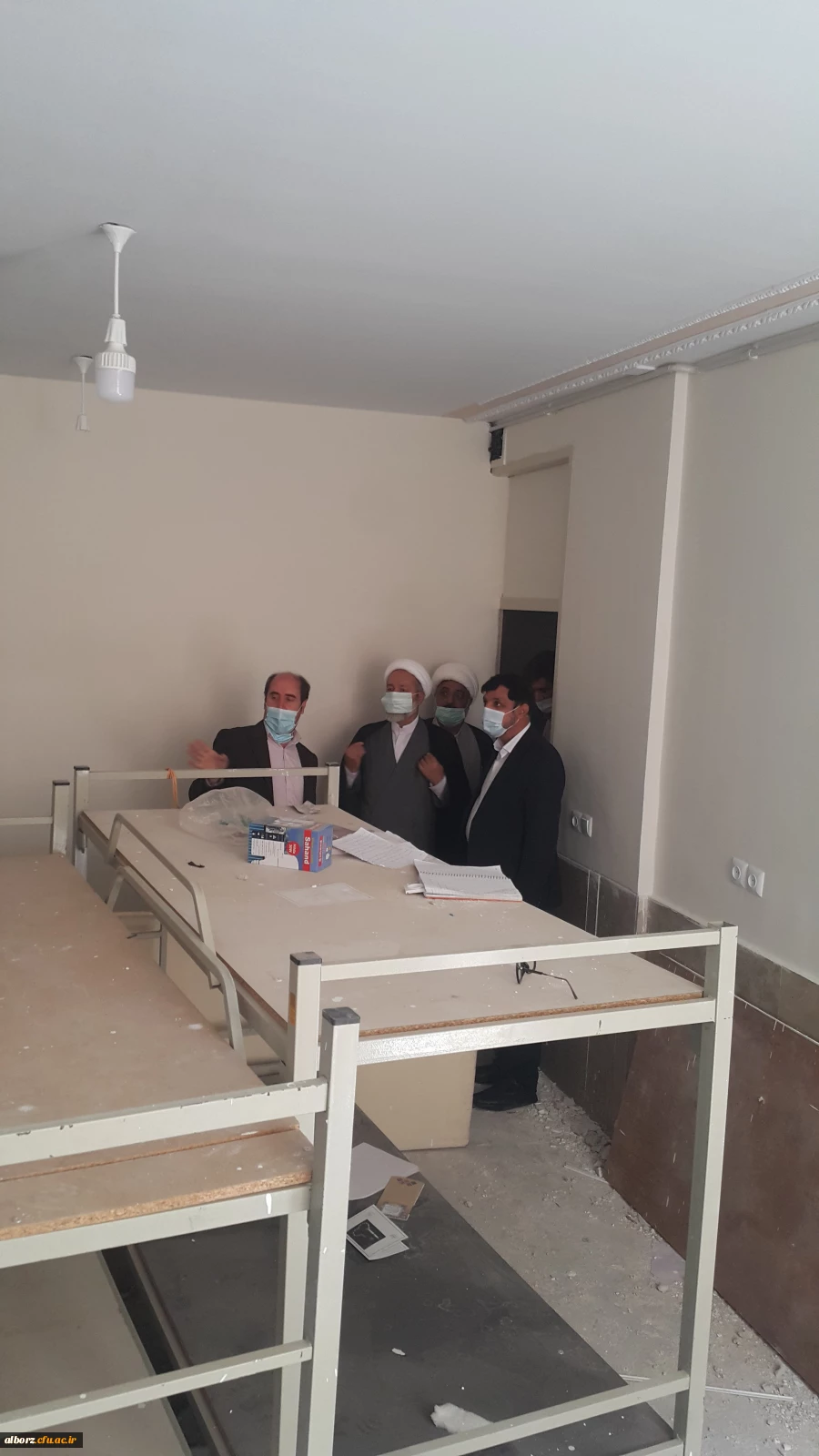 بازدید حجت الاسلام و المسلمین حاج آقا تقوی  از پردیس حکیم فردوسی استان البرز 5