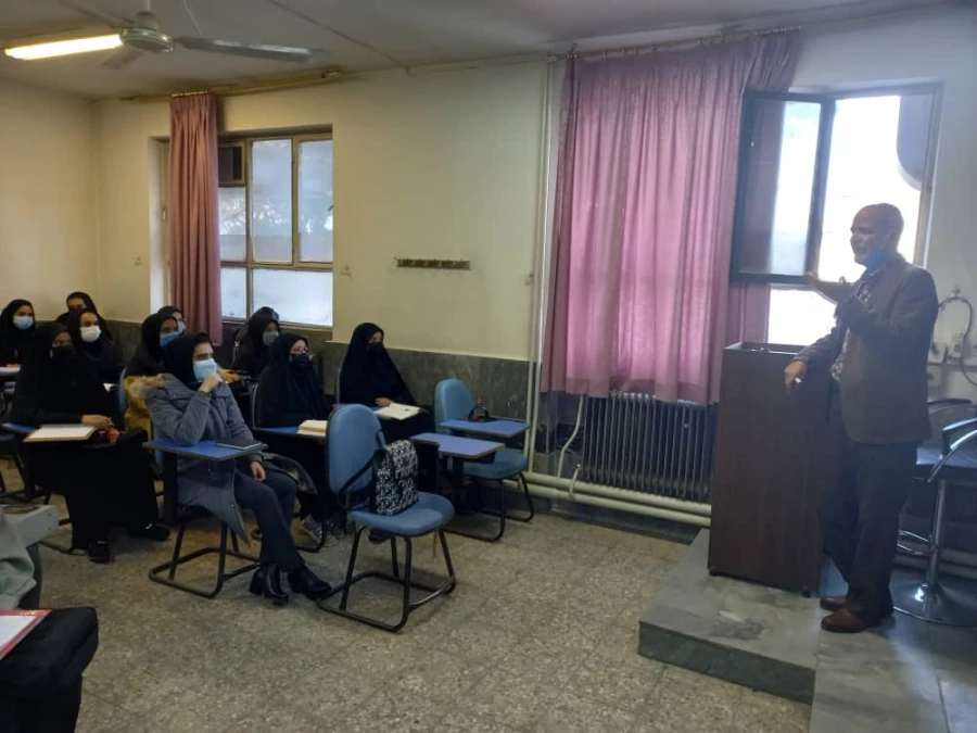 استمرار برگزاری کلاس های حضوری دانشگاه فرهنگیان استان البرز 5