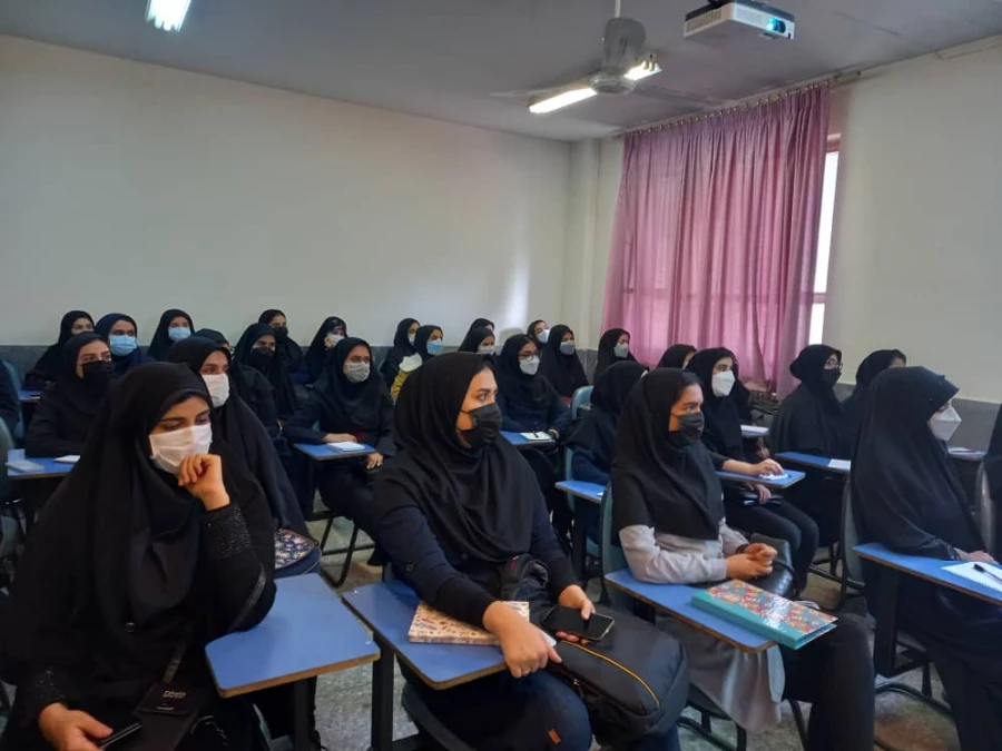 استمرار برگزاری کلاس های حضوری دانشگاه فرهنگیان استان البرز 12