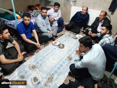 اولین شب نشینی رئیس و مسئولین استانی دانشگاه فرهنگیان استان البرز و گپ وگفتِ صمیمی در محفل دانشجویان سراهای پردیس حکیم فردوسی 