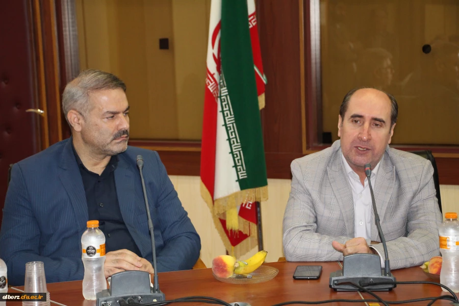 آیین تکریم و معارفه سرپرست مدیریت امور پردیس های استان البرز
 3