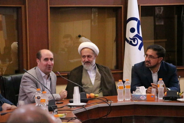 آیین تکریم و معارفه سرپرست مدیریت امور پردیس های استان البرز
 8