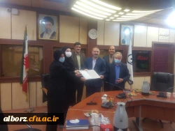 نشست مشترک دانشگاه فرهنگیان البرز با شبکه بهداشت و درمان شهرستان فردیس 4