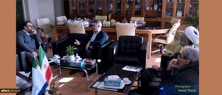 جلسه ای فی مابین دکتر قبادیان رئیس محترم دانشگاه فرهنگیان استان البرز  و دکتر حسن بیگی رئیس محترم دانشگاه خوارزمی البرز و معاونین ایشان 2