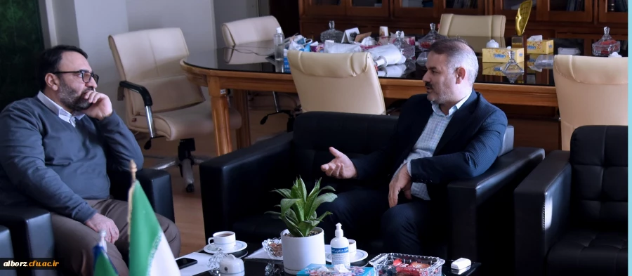 جلسه ای فی مابین دکتر قبادیان رئیس محترم دانشگاه فرهنگیان استان البرز  و دکتر حسن بیگی رئیس محترم دانشگاه خوارزمی البرز و معاونین ایشان 2