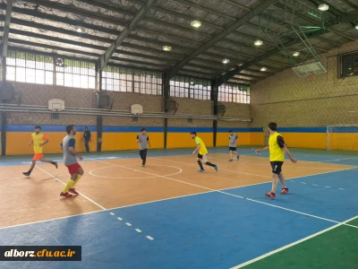 برگزاری لیگ فوتسال پردیس حکیم فردوسی