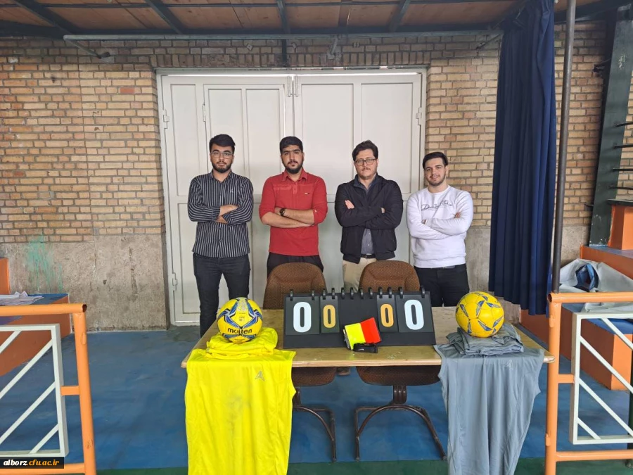 برگزاری لیگ فوتسال پردیس حکیم فردوسی 5