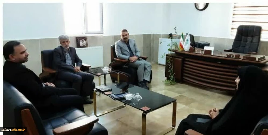 
نشست مسئولان سازمان های حوزه ی  تعلیم و تربیت استان البرز
 2