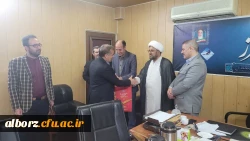 تکریم از اساتید و همکاران خانواده شهدا  3