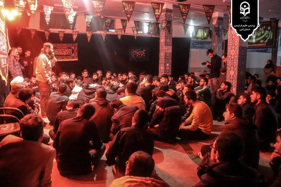 تشییع پیکر شهید گمنام در پردیس حکیم فردوسی 4