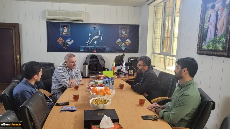 دیدار نوروزی با فرمانده بسیج دانشجویی استان 2