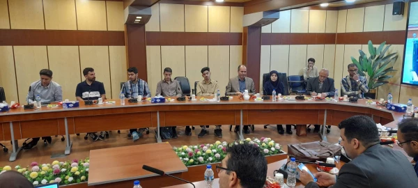 نشست علمی با موضوع: 
                         «معلم هوشمند؛ استیلای هوش مصنوعی بر معلمی» 4