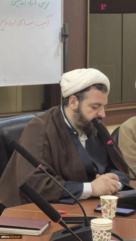 مدرسه صالح با معلم تراز  2